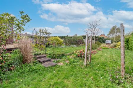 Garden-6 16.jpg