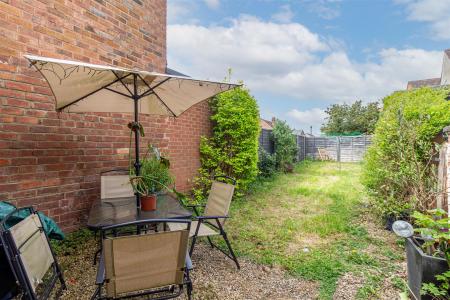 Garden-2.jpg