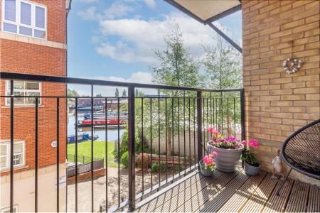 balcony-2.jpg