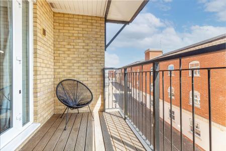 balcony-1.jpg