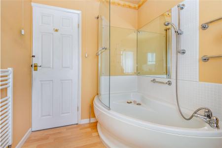 Bathroom-2.jpg