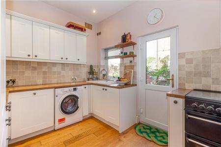 Kitchen-3.jpg