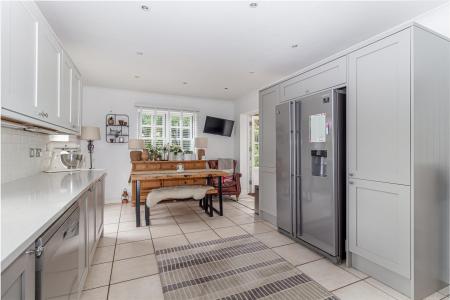 Kitchen-3.jpg