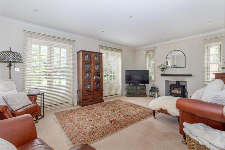 Living-room-1.jpg
