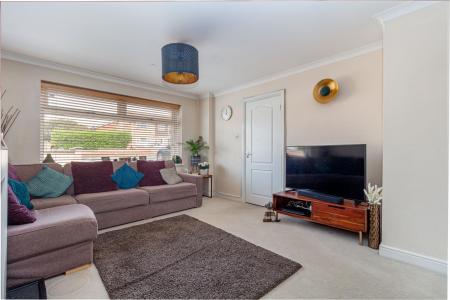 Living-room-3.jpg