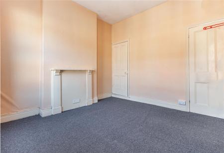 bedroom-1-2.jpg