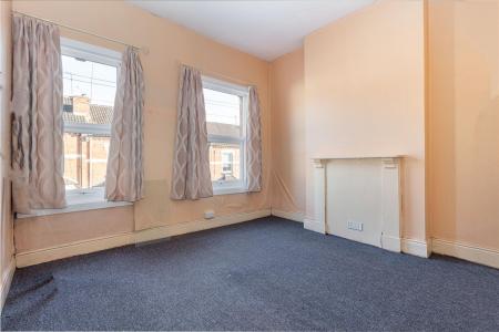 bedroom-1-1.jpg