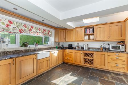 Kitche-7.jpg