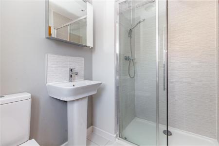 Ensuite-2.jpg
