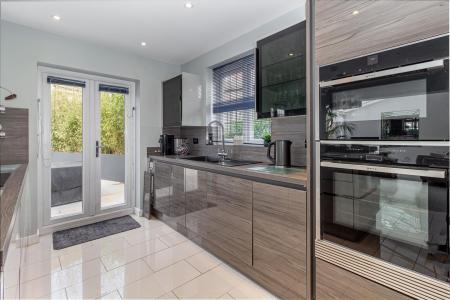 Kitchen-3.jpg