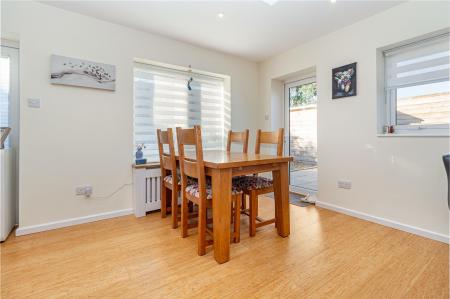 Dining-room-1.jpg