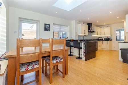 Dining-room-2.jpg