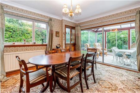 Dining-room-1.jpg