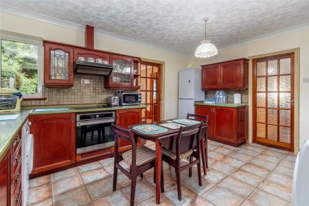 Kitchen-2.jpg