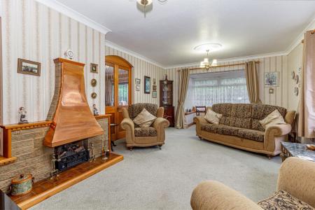 Living-room-1.jpg