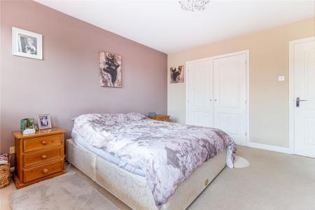 Bedroom-1-3.jpg