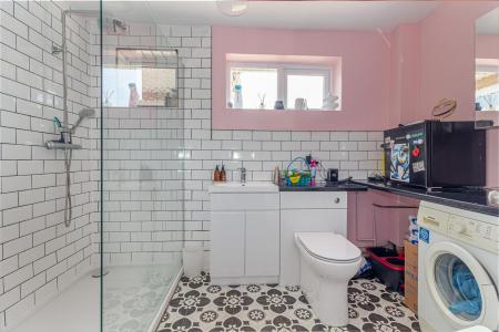 Shower-room-.jpg