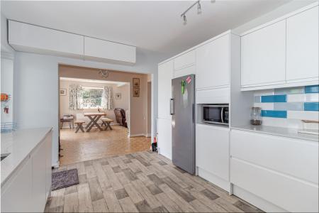 Kitchen-3.jpg