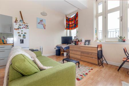 Living-room-3.jpg