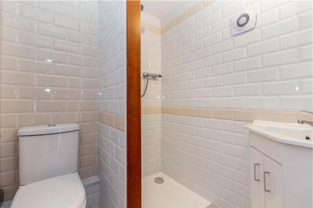 Shower-room-1.jpg
