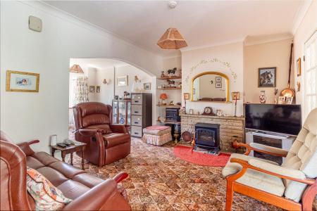 Dining-room-1.jpg