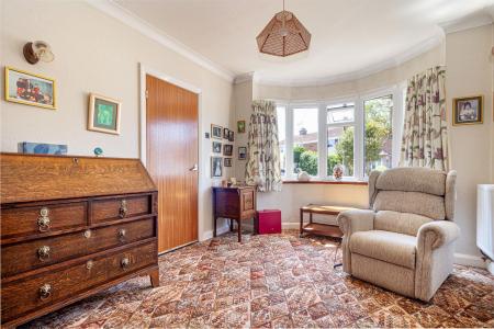 Livig-room-2.jpg