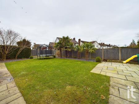 Photograph 14