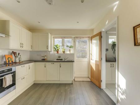 Kitchen (3)
