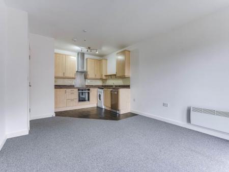 80 Goodes Court-9