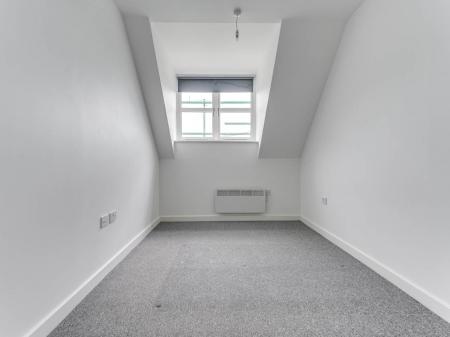 80 Goodes Court-1