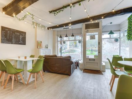 63 High St (The Hideaway Cafe)-9