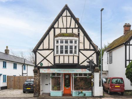 63 High St (The Hideaway Cafe)-3