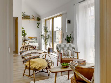 Lounge Dining