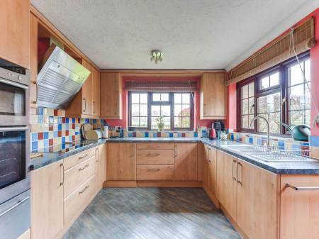 Kitchen (3)
