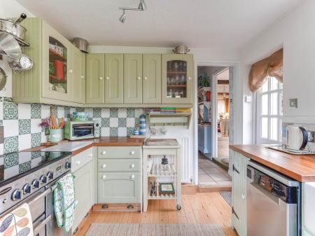 Kitchen (3)