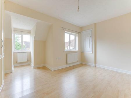 Bedroom 1 (3)