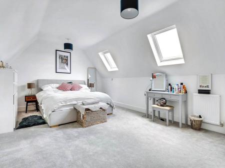 Bedroom 3 (2)