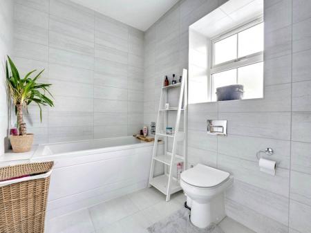 Ensuite (2)