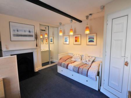 Room1