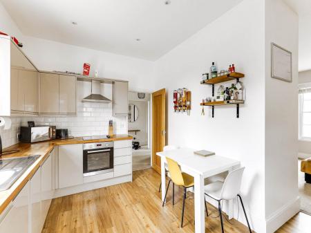 Kitchen 2