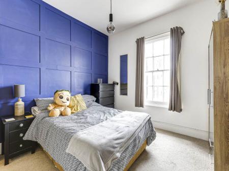 Bedroom 1 (2)