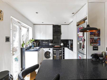 Kitchen2