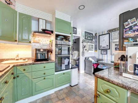 Kitchen 2