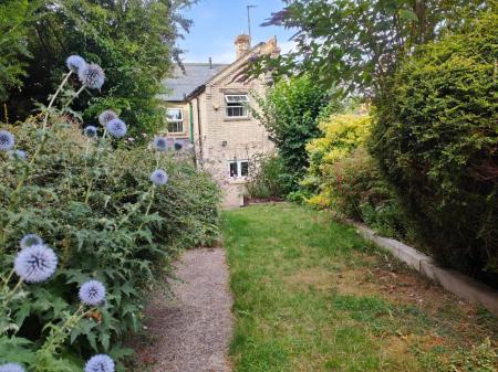 GARDEN