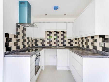 Victoria Place 2 kitchen