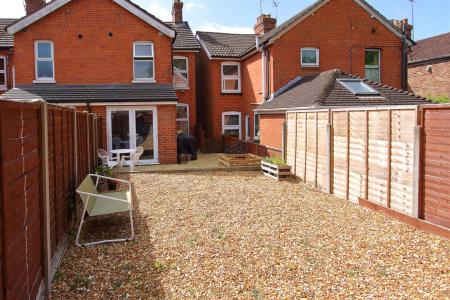 73 eastfield rd ph3.JPG