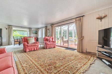 1309972-2-684aa94...