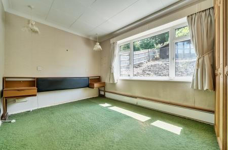 1309766-15-685023...