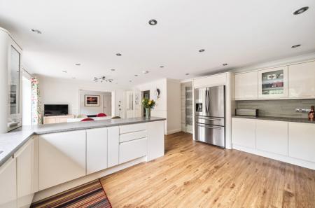 1331533-18-688925...