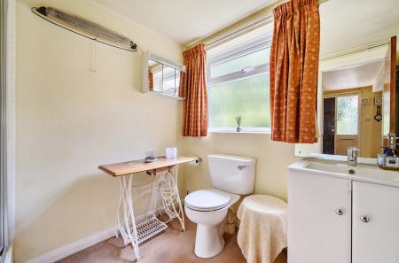 1331711-10-688cb9...